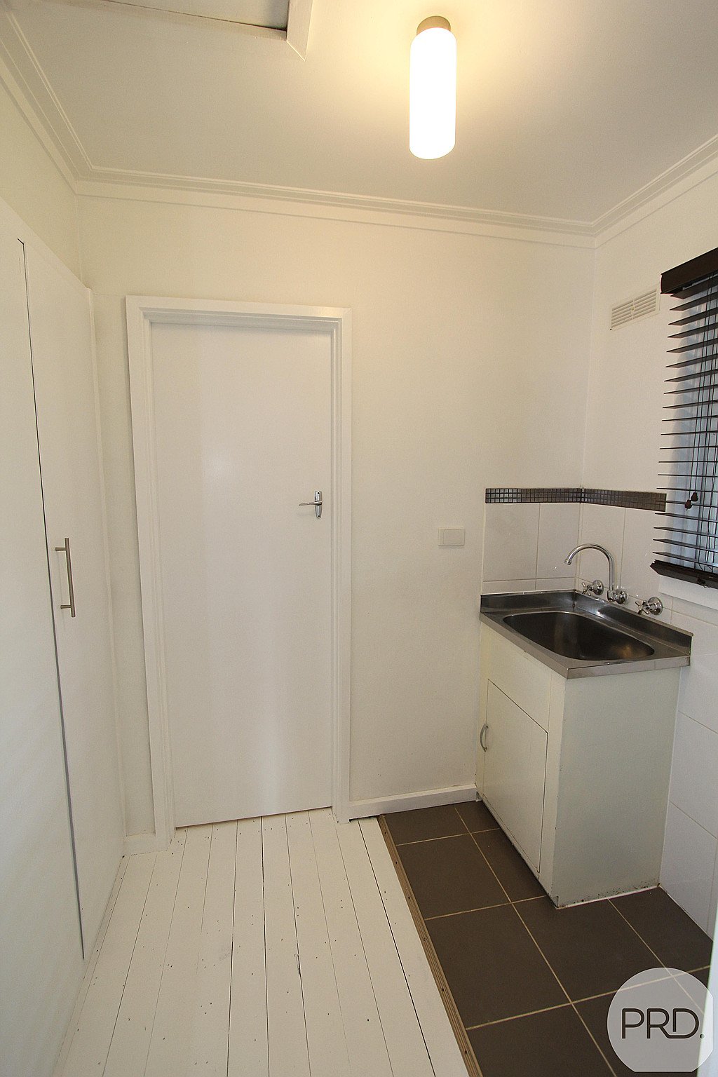 271 Vickers Street SEBASTOPOL 13