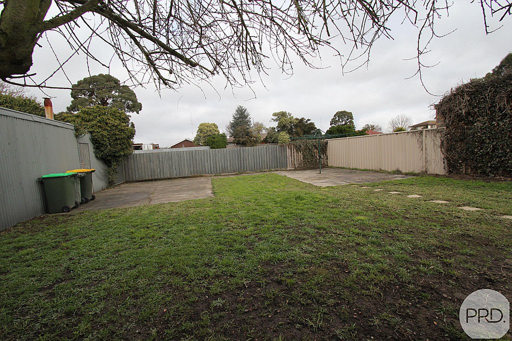 271 Vickers Street SEBASTOPOL 19