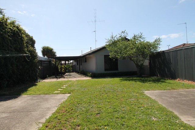 271 Vickers Street SEBASTOPOL 17