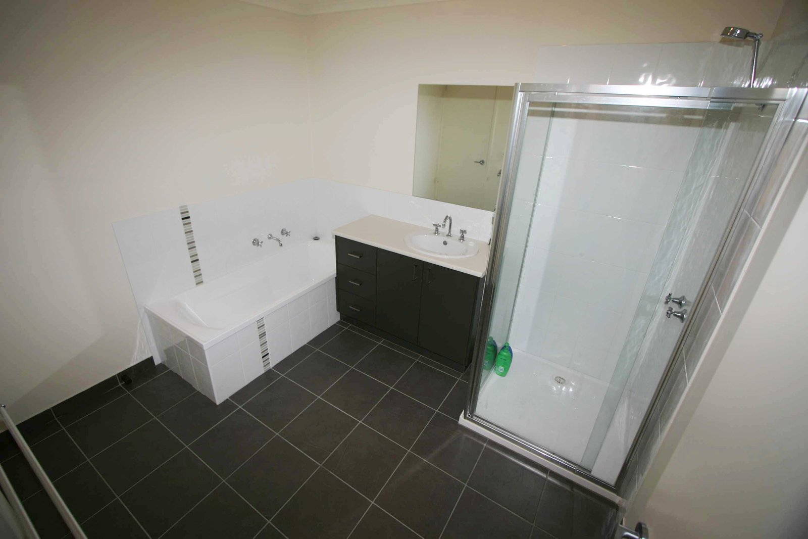 2/710 Geelong Road MOUNT CLEAR 4