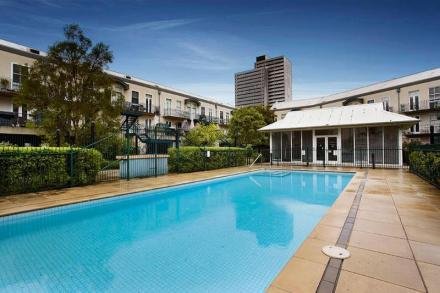 Gallery: 27/106 Southbank Boulevard