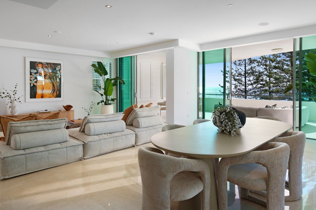 27/106 The Esplanade Burleigh Heads 4