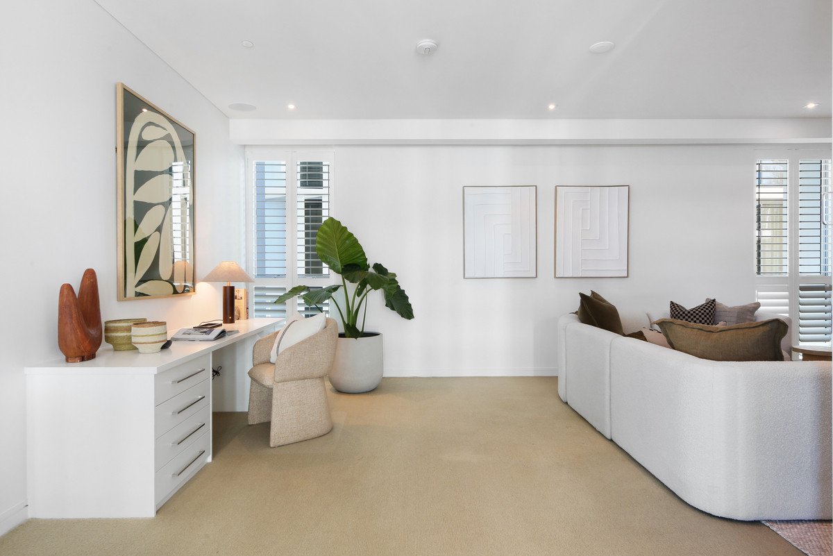 27/106 The Esplanade Burleigh Heads 10