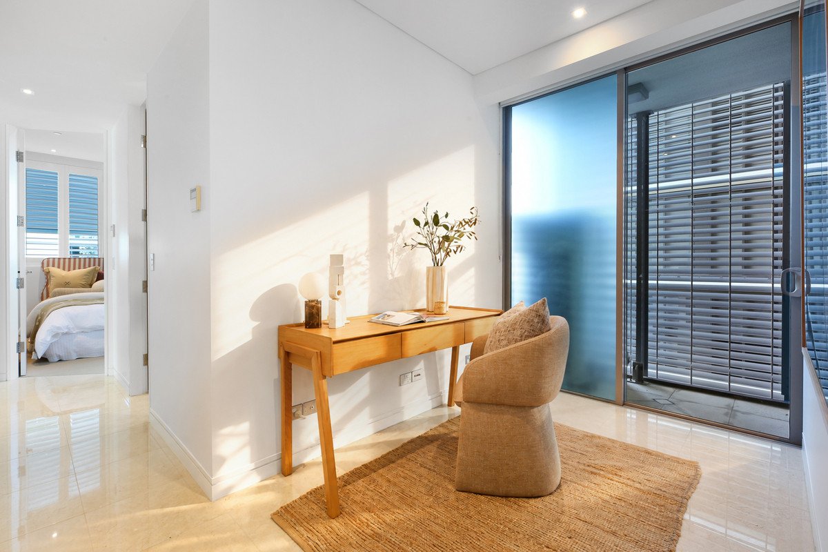 27/106 The Esplanade Burleigh Heads 18