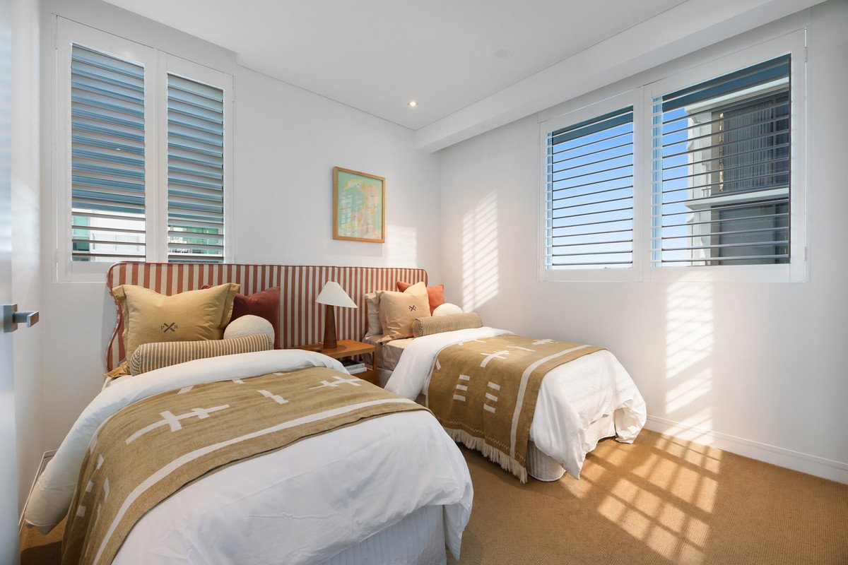 27/106 The Esplanade Burleigh Heads 20