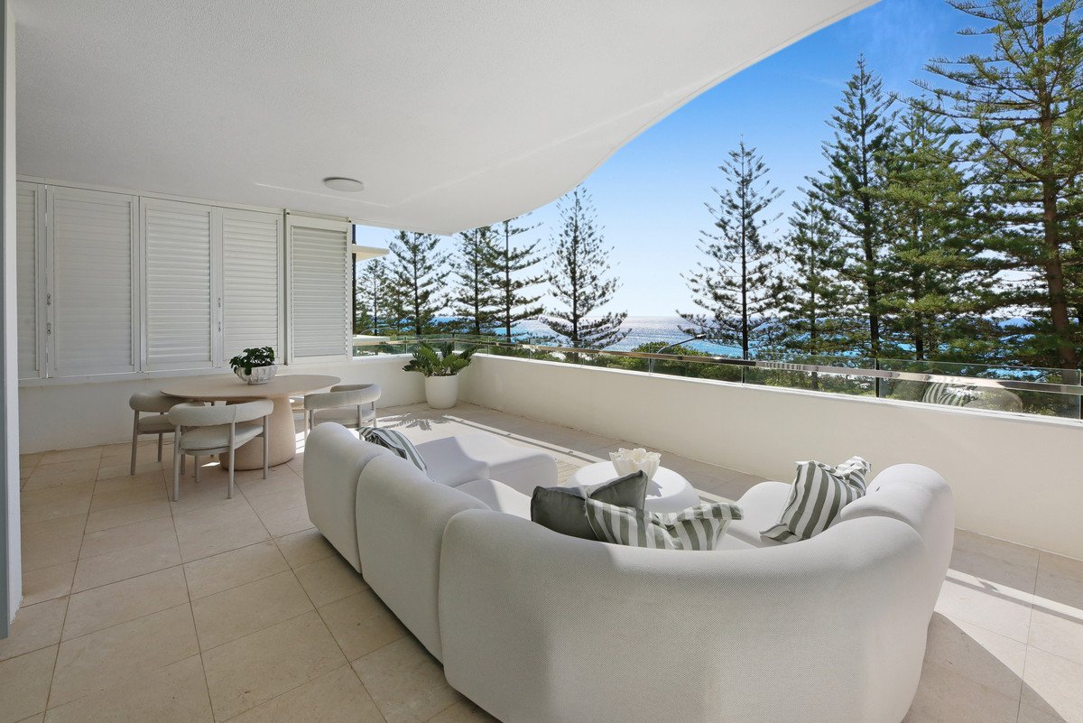27/106 The Esplanade Burleigh Heads 25