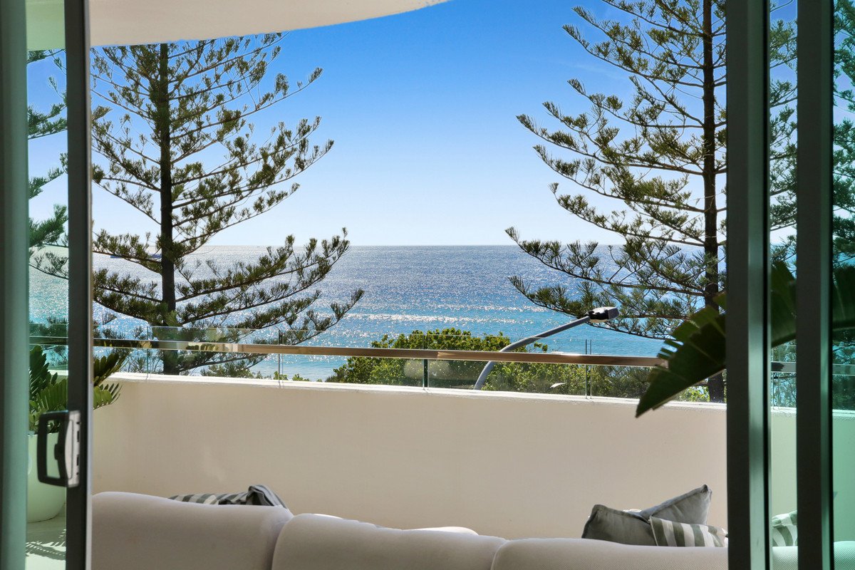 27/106 The Esplanade Burleigh Heads 27