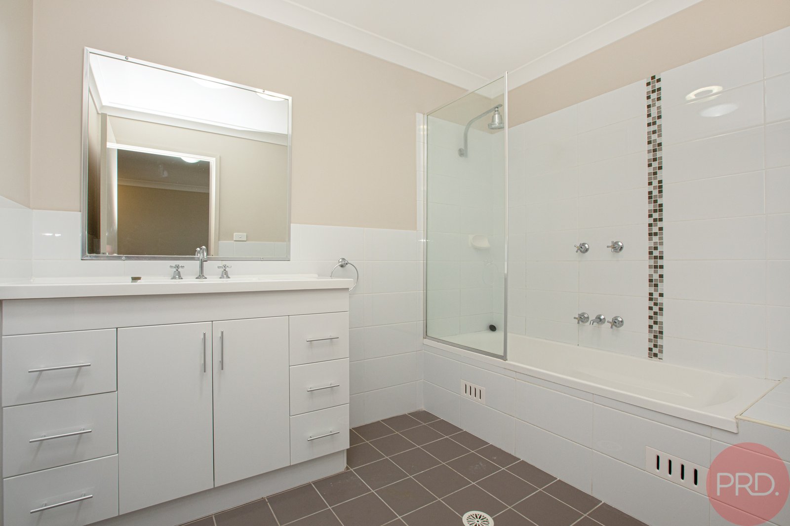 27/112 Chelmsford Drive METFORD 12