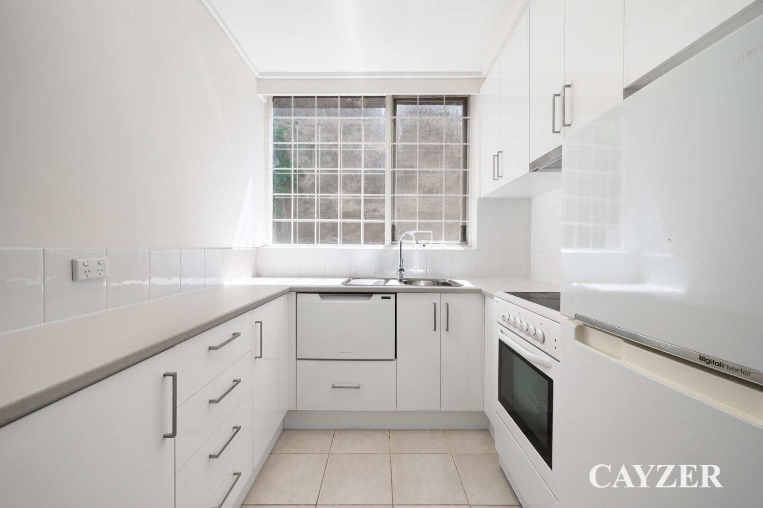 Gallery: 27/12 Clyde Street