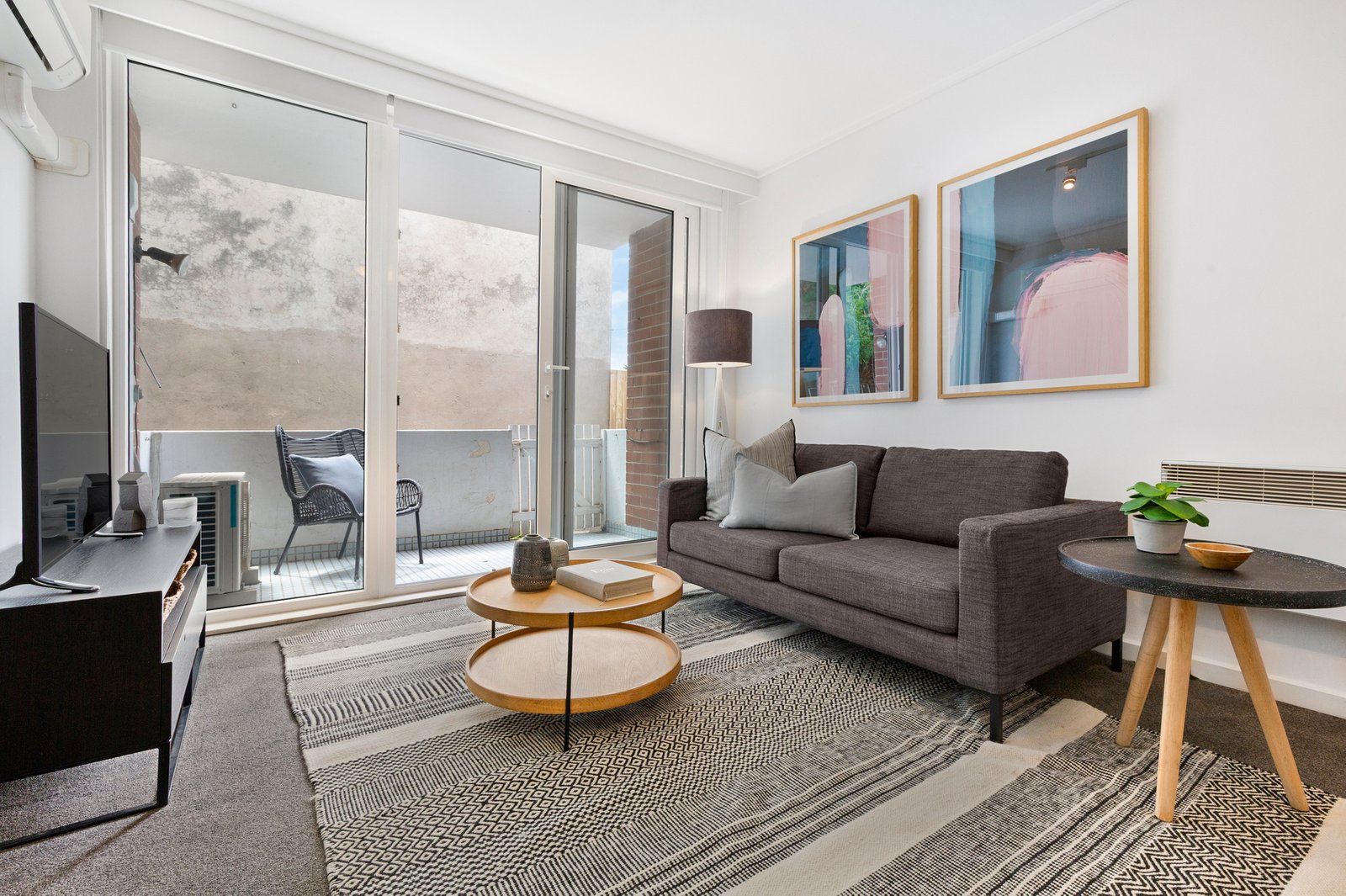 Gallery: 27/12 Clyde Street