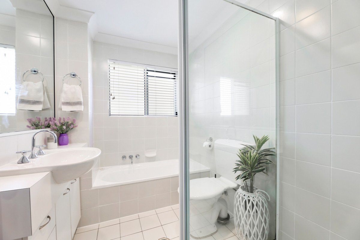 27/136 The Esplanade Burleigh Heads 15