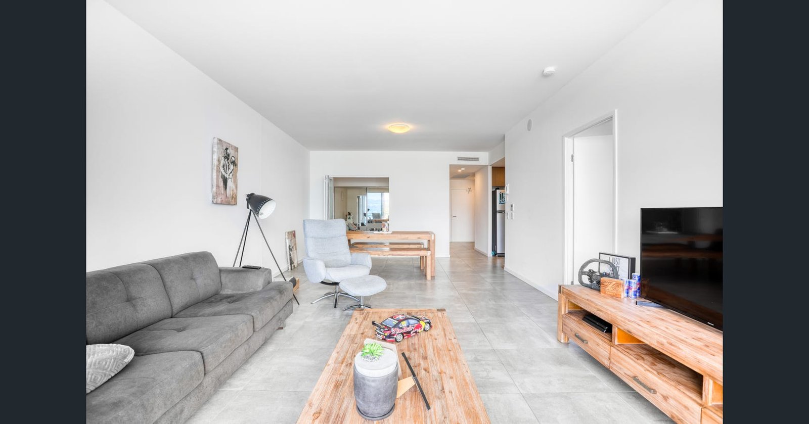 2715/397 Christine Avenue VARSITY LAKES 4