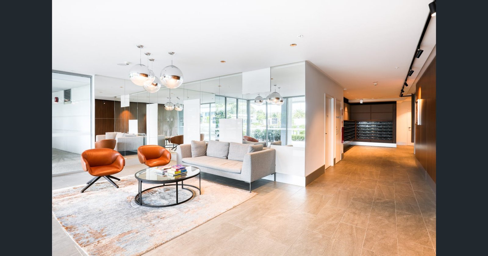 2715/397 Christine Avenue VARSITY LAKES 10