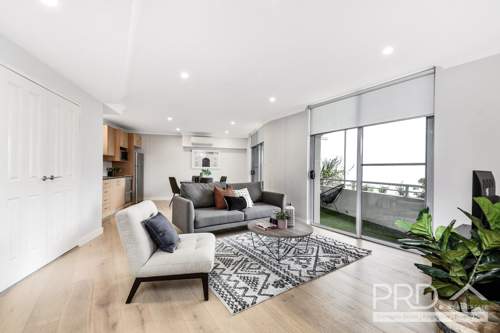 27/173-179 Princes Highway KOGARAH 1