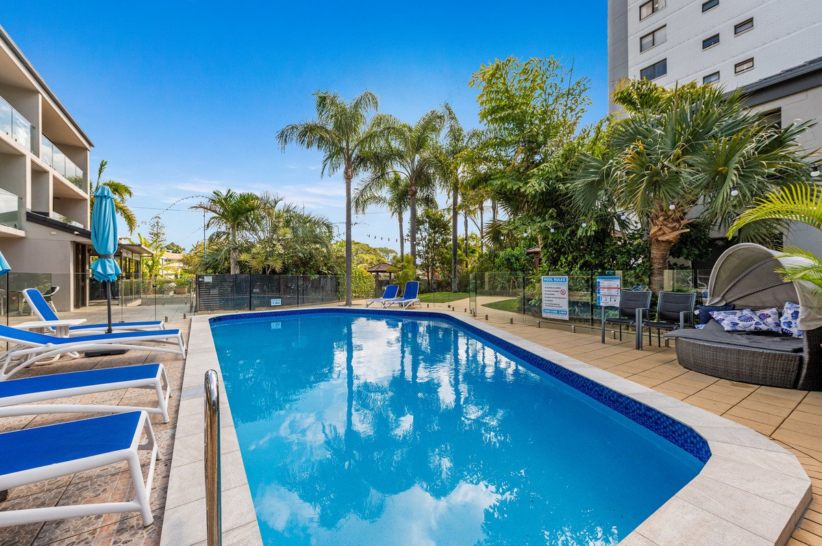 27/1849-1851 Gold Coast Highway BURLEIGH HEADS 11