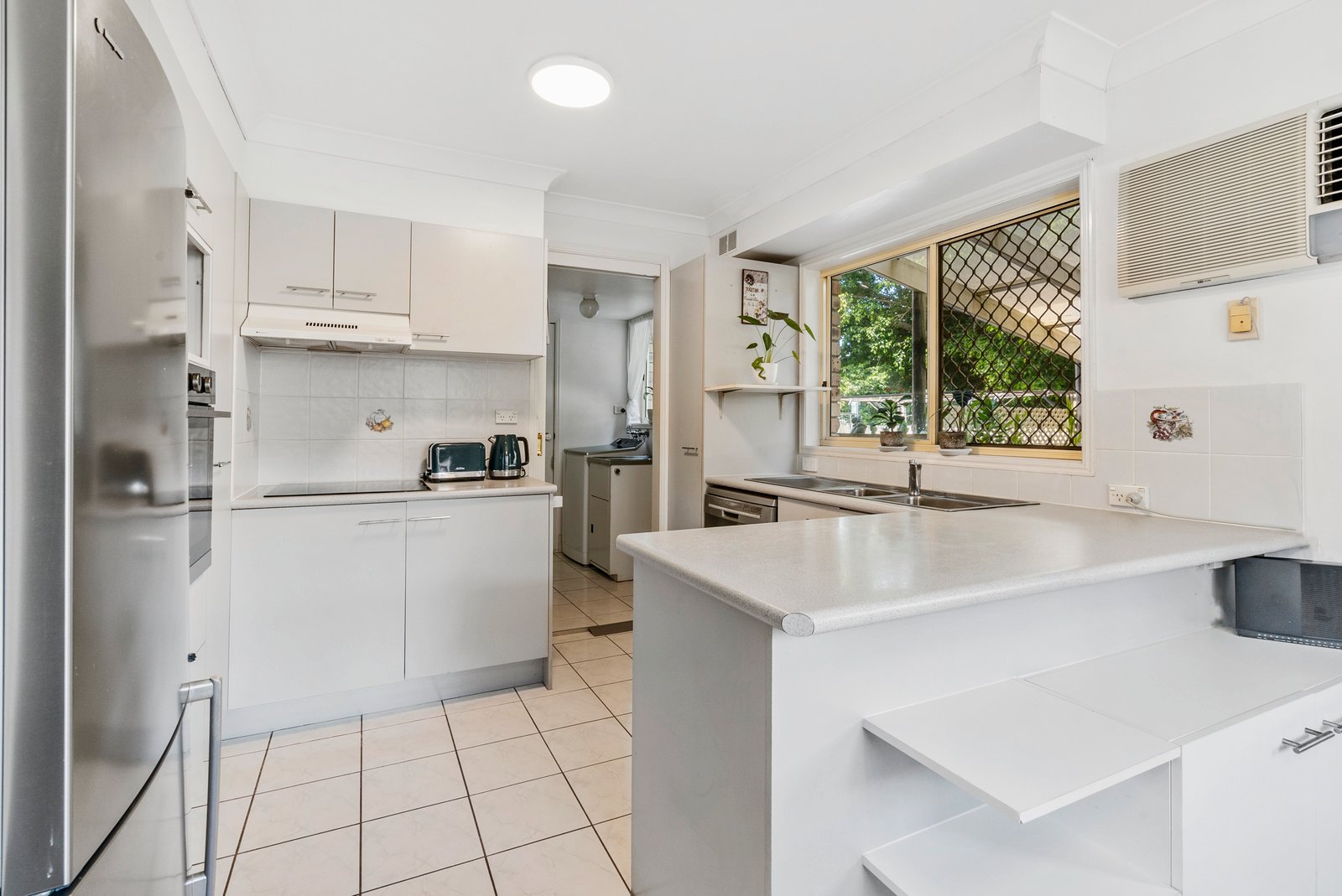 27/199 Kennedy Drive TWEED HEADS WEST 5