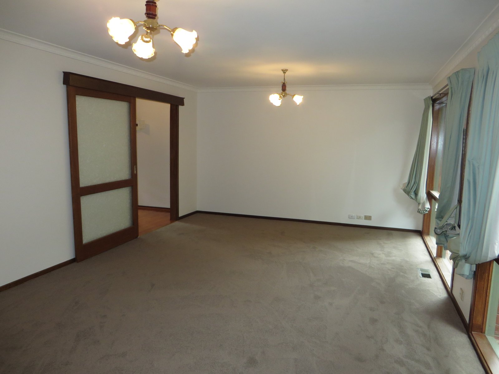 Gallery: 2/72 Arkaringa Crescent