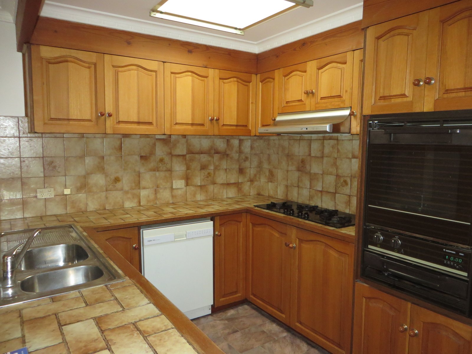 Gallery: 2/72 Arkaringa Crescent