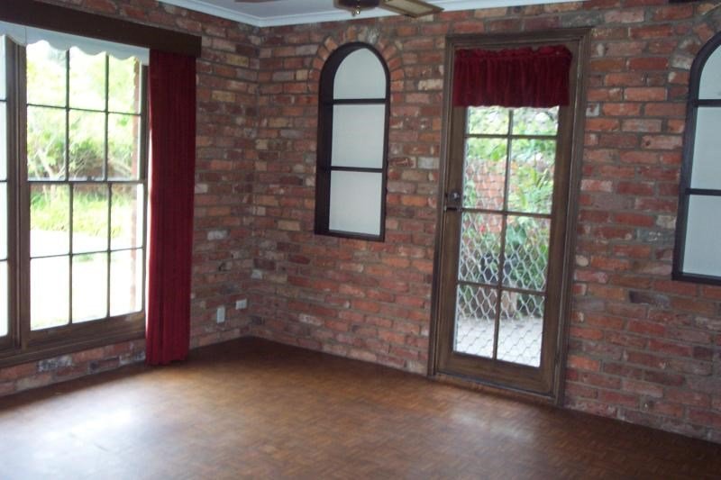 Gallery: 272 Beach Road