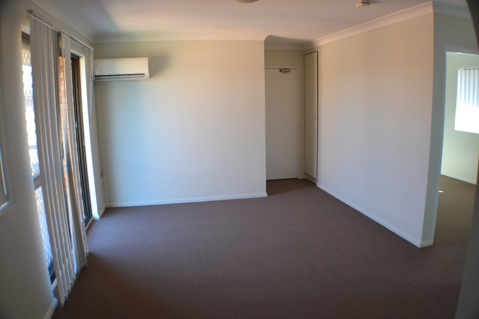 2/72 Eton Street NUNDAH 5
