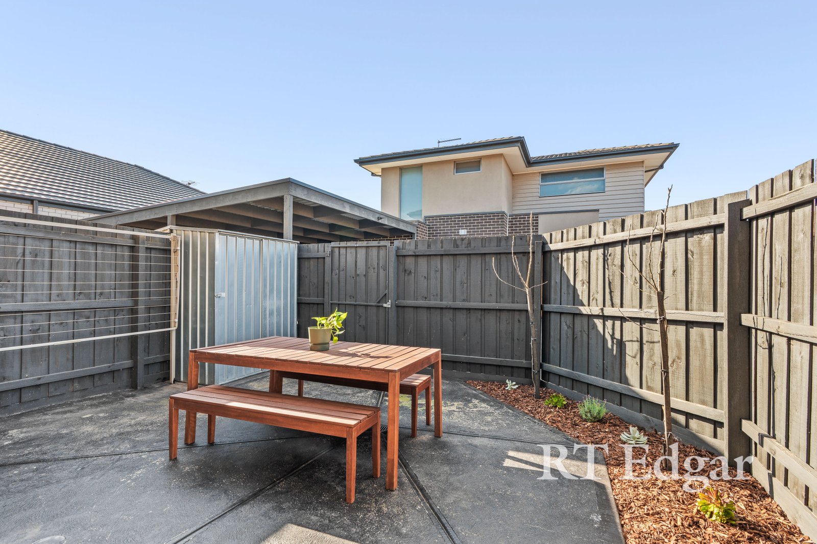 Real Estate and Property in 2/72 Liston Avenue, Reservoir, VIC