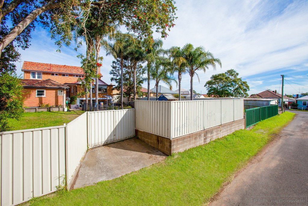 272 Newcastle Street EAST MAITLAND 4