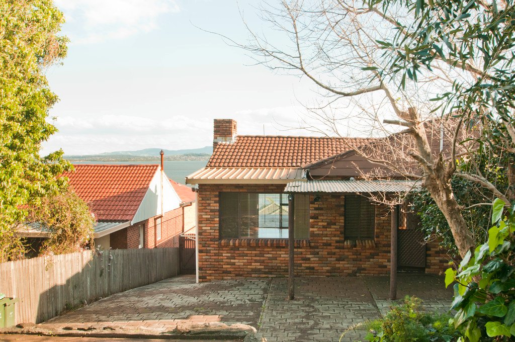 272 Northcliffe Drive LAKE HEIGHTS 11