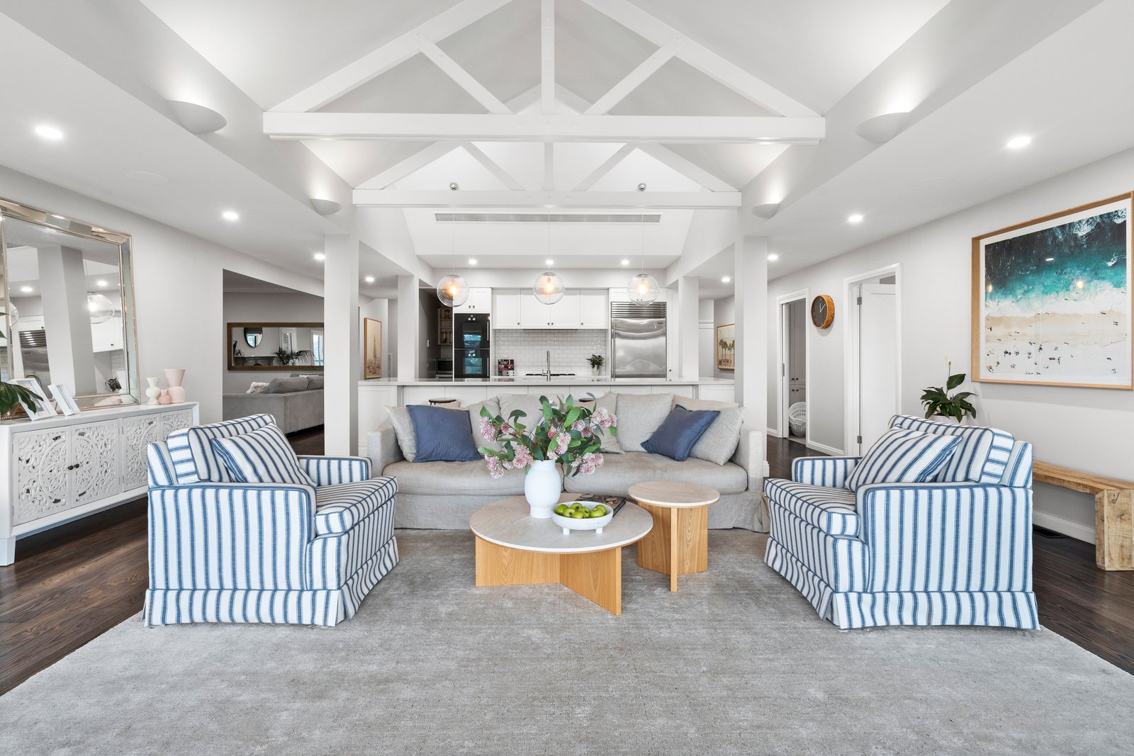 Gallery: 272 Roslyn Road
