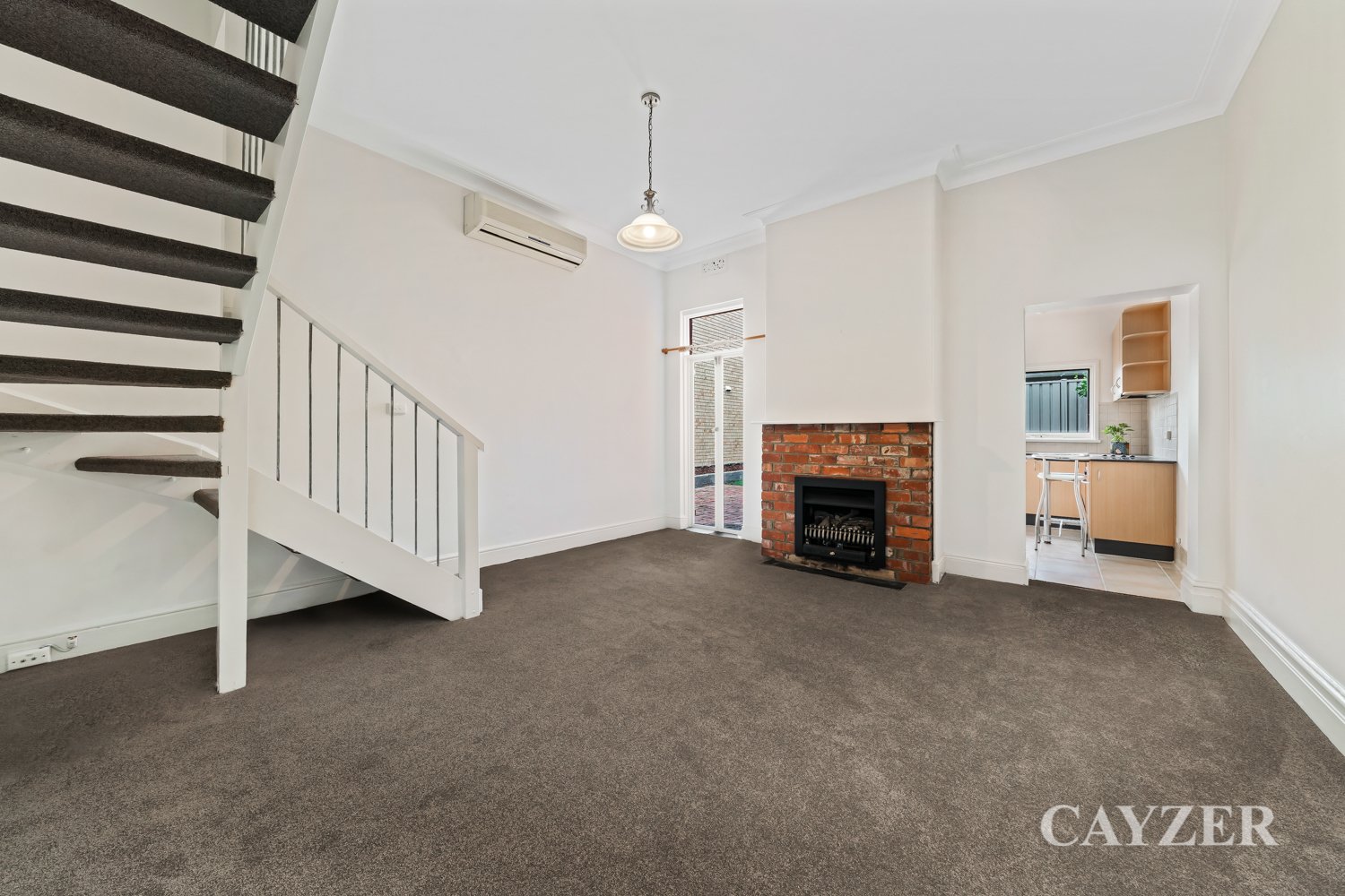 Gallery: 272 Ross Street