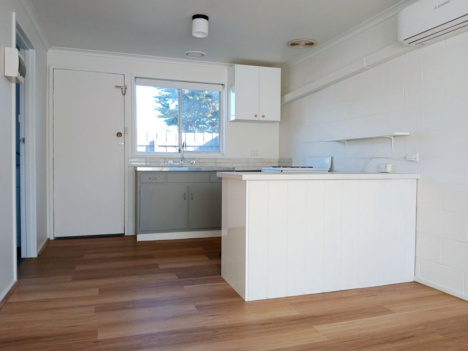 Gallery: 2/72 Sladen Street