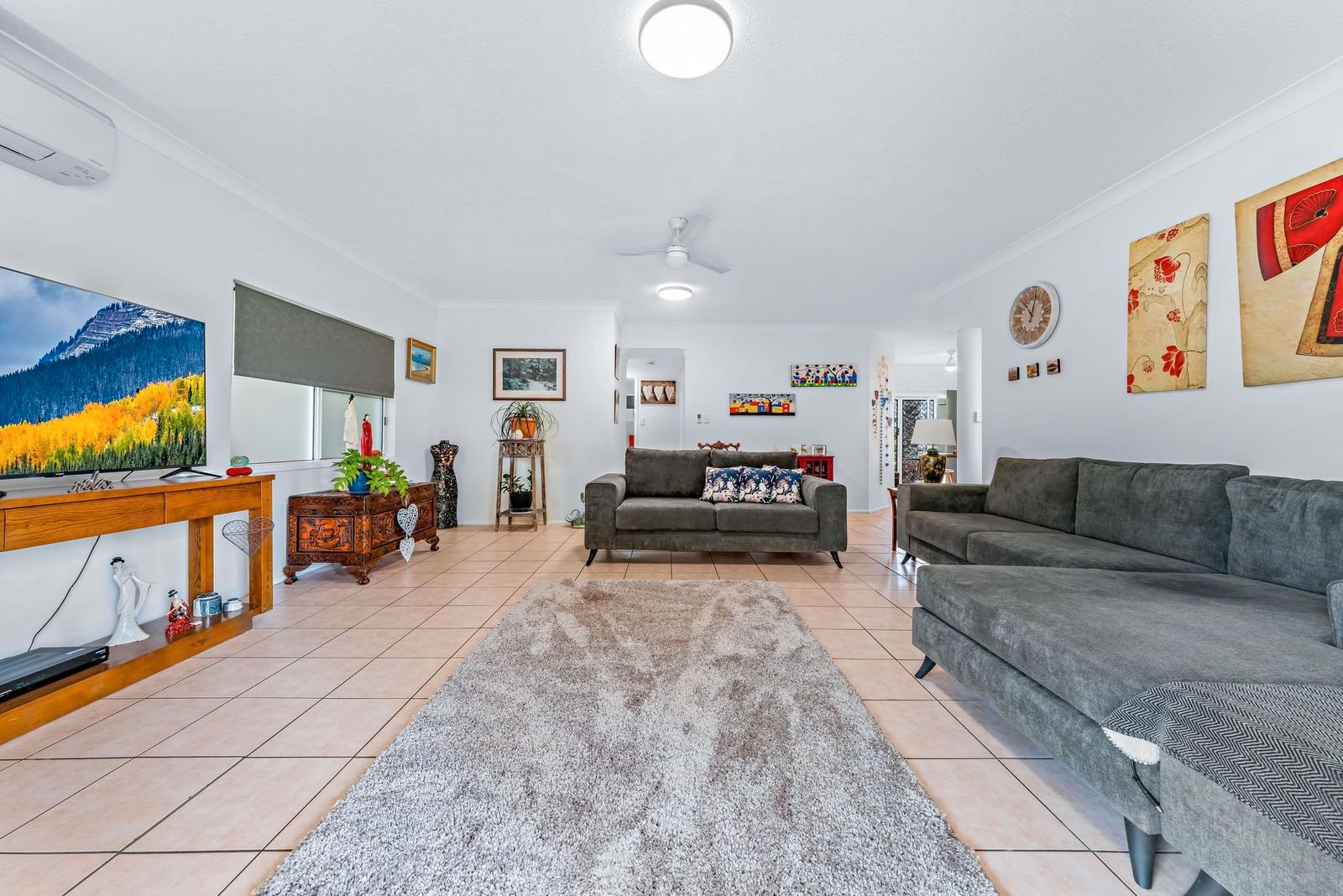 27/24 Pandanus Drive CANNONVALE 4