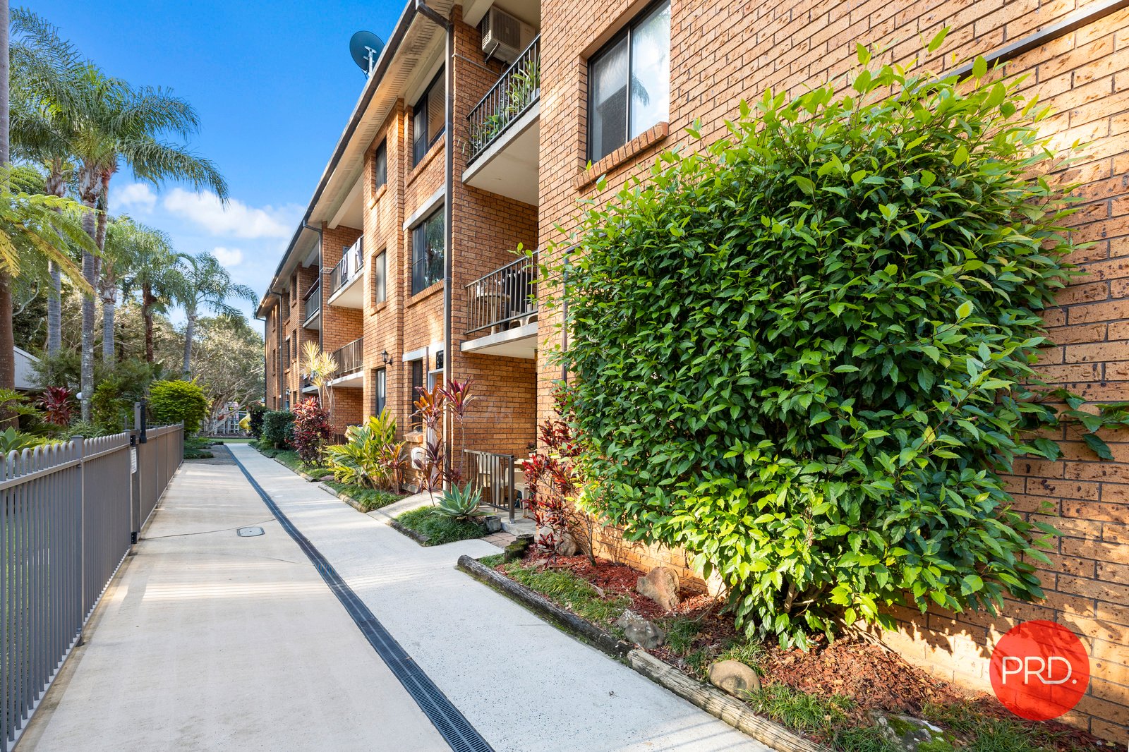 27/28 Fitzgerald Street COFFS HARBOUR 2