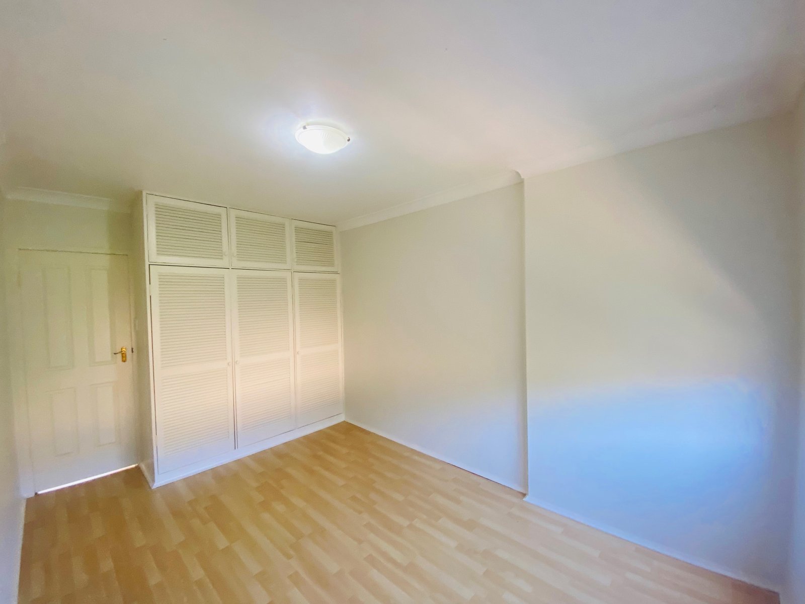 27/28 Port Hacking Road SYLVANIA 4