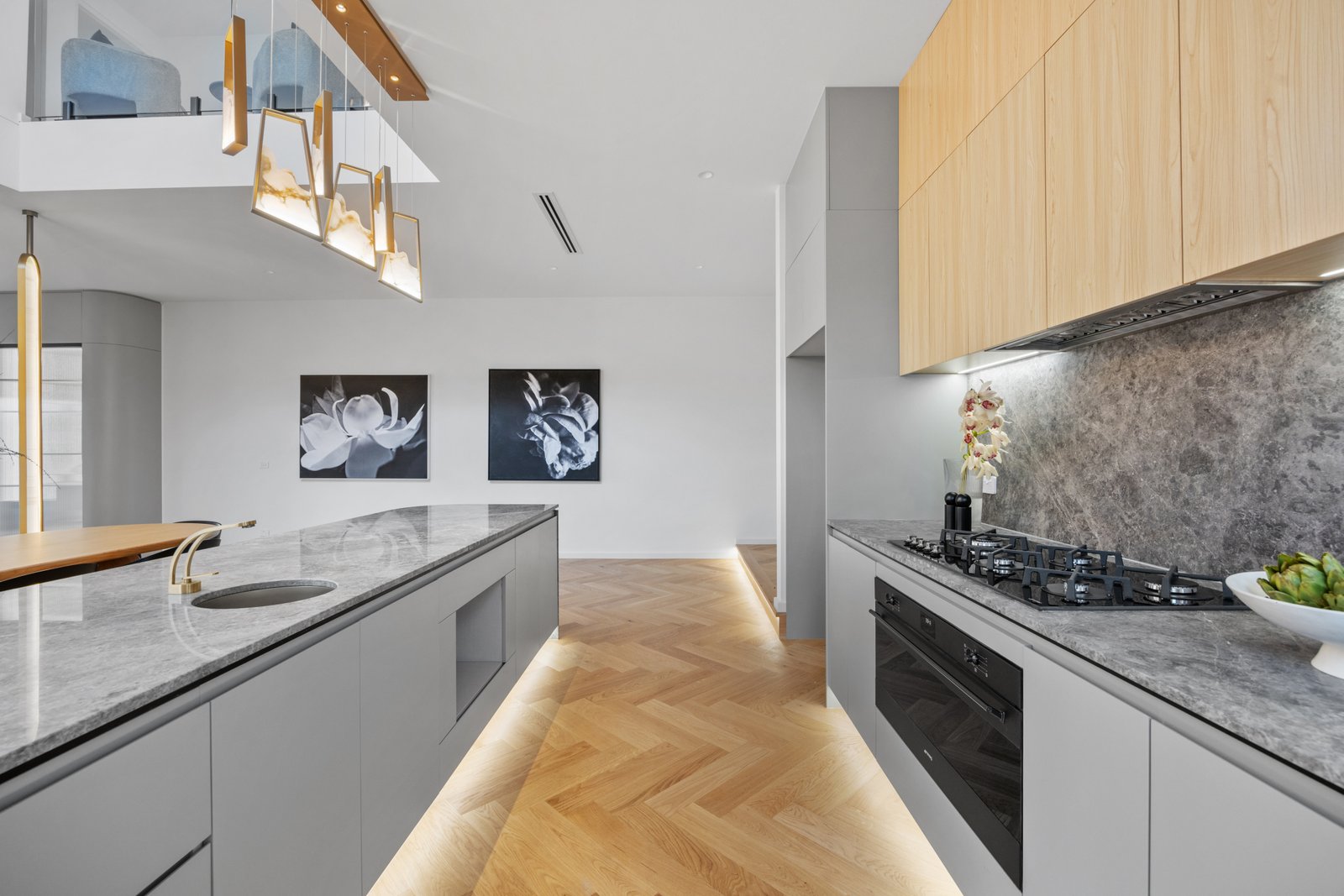 Gallery: 272A Warrigal Road