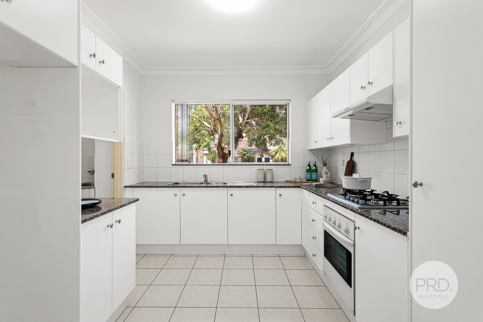 2/73-75 Dora Street HURSTVILLE 5