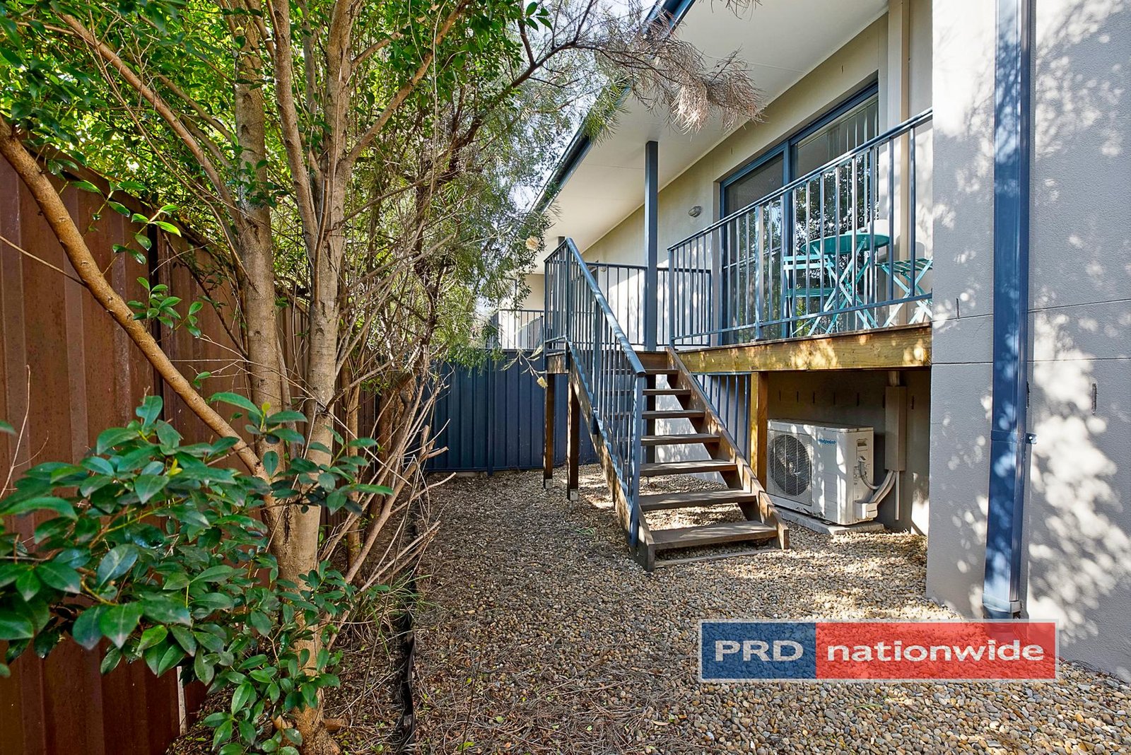 2/73-75 Stafford Street KINGSWOOD 8