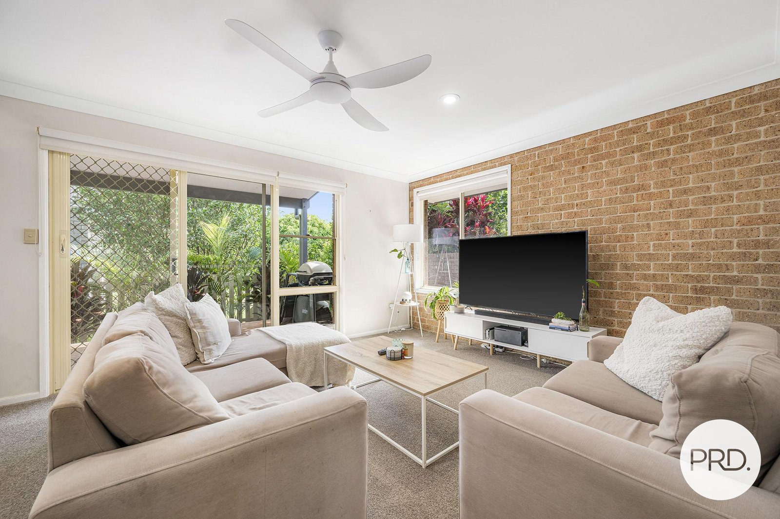 2/73 Norman Street LAURIETON 4