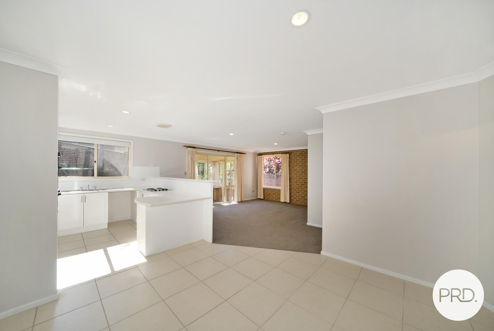 2/73 Norman Street LAURIETON 4