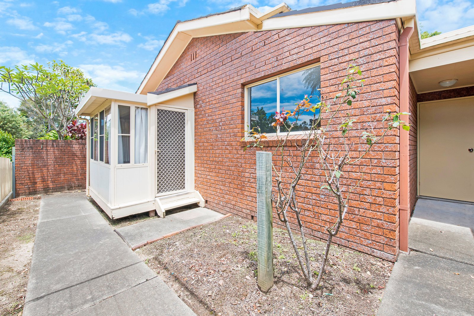 2/73 Norman Street LAURIETON 9