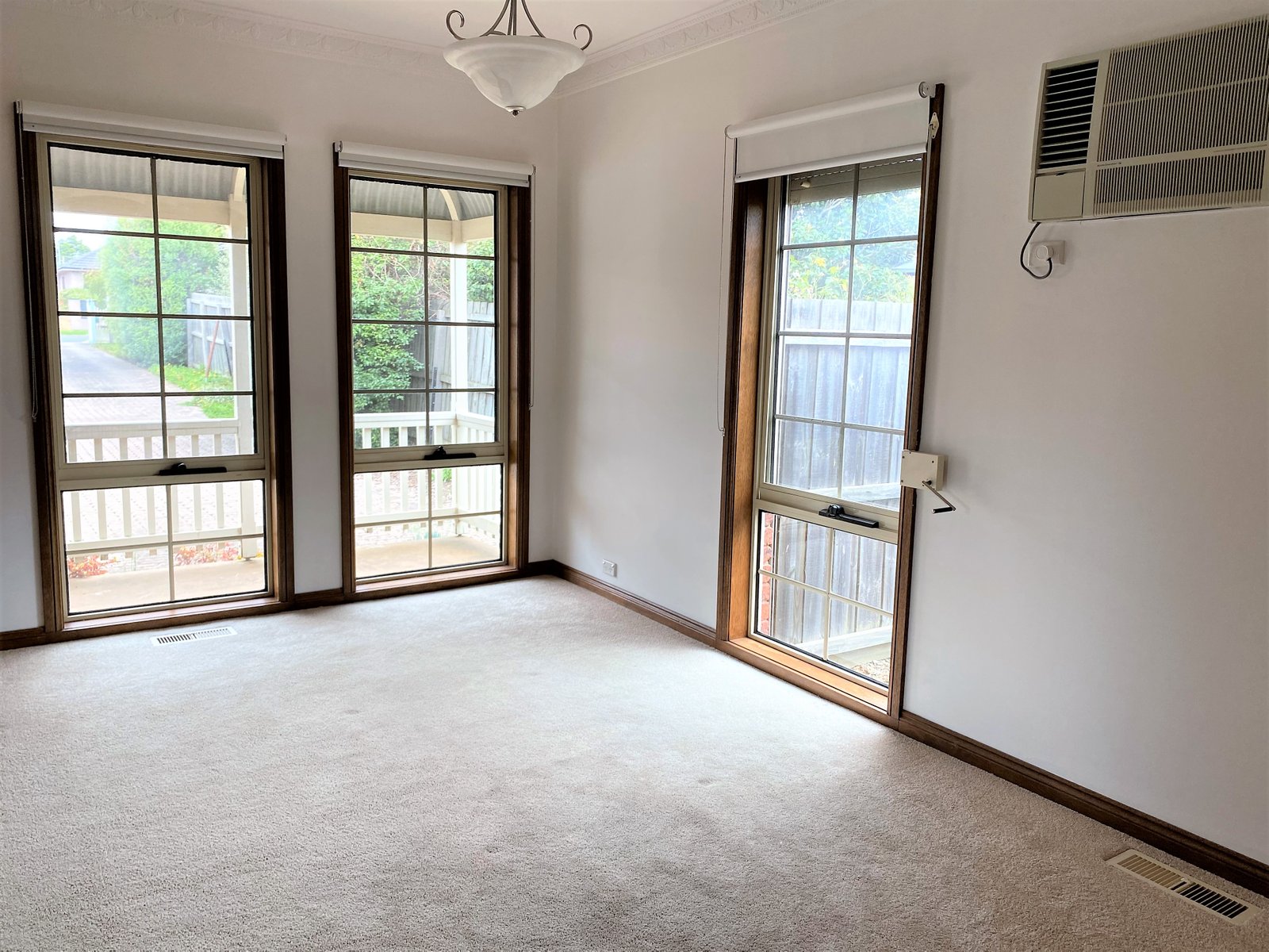 Gallery: 2/73 Sladen Street