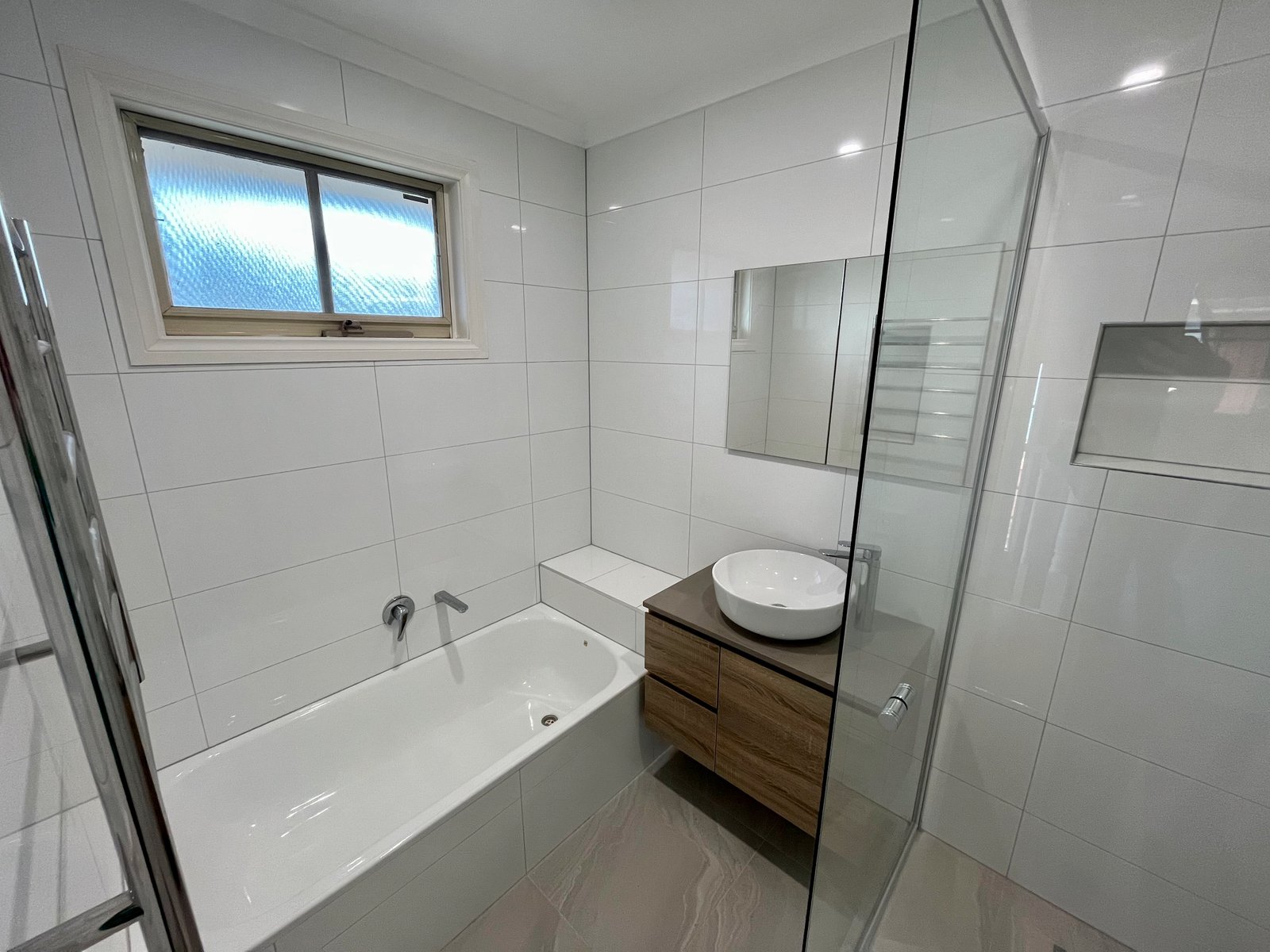 Gallery: 2/736-738 Warrigal Road