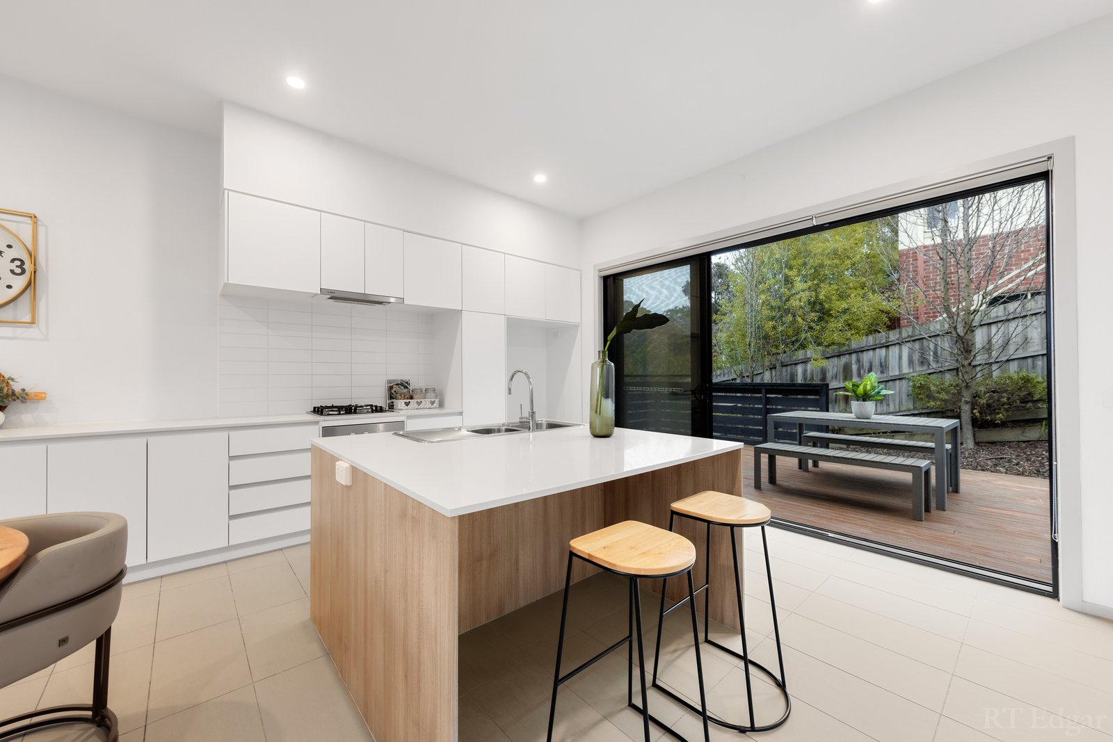 Real Estate and Property in 27/37 William Street, Ringwood, VIC