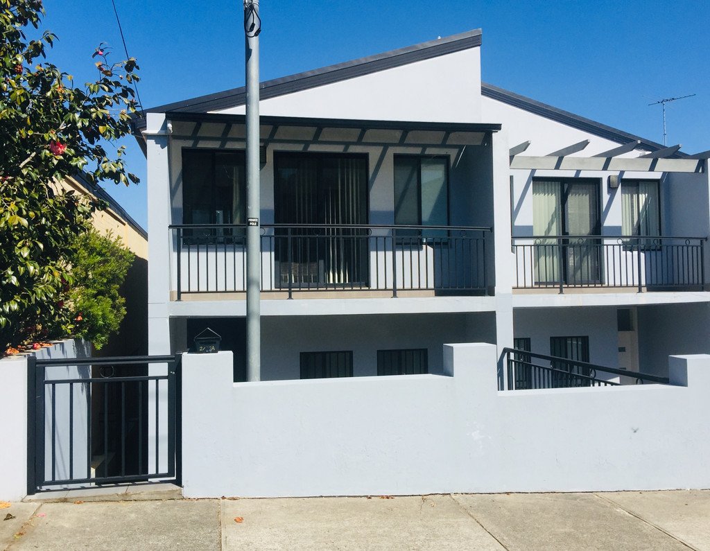 2/73A St Georges Pde  HURSTVILLE 1