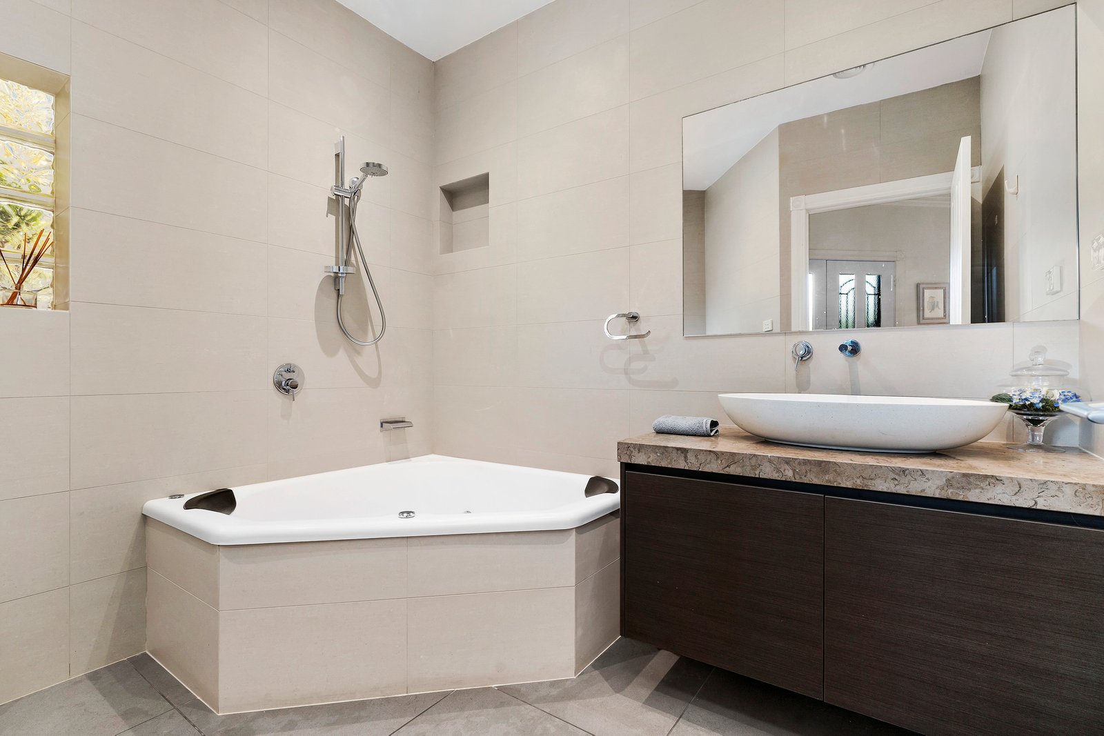 Real Estate and Property in 2/74 Bambra Road, Caulfield North, VIC