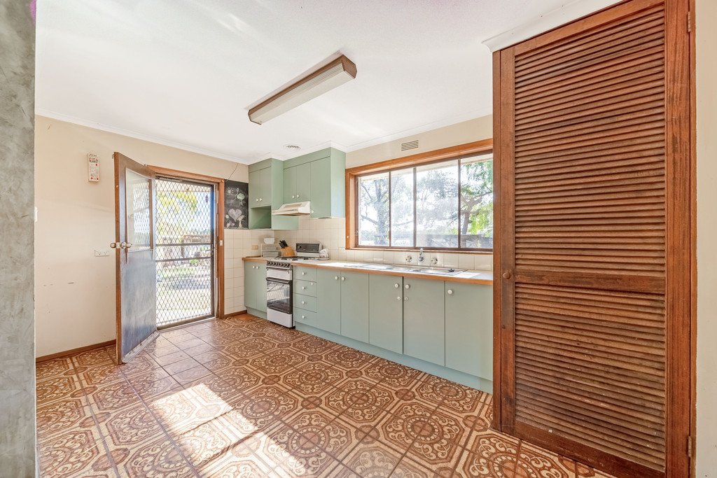 274 Voddens Road SEBASTIAN 3
