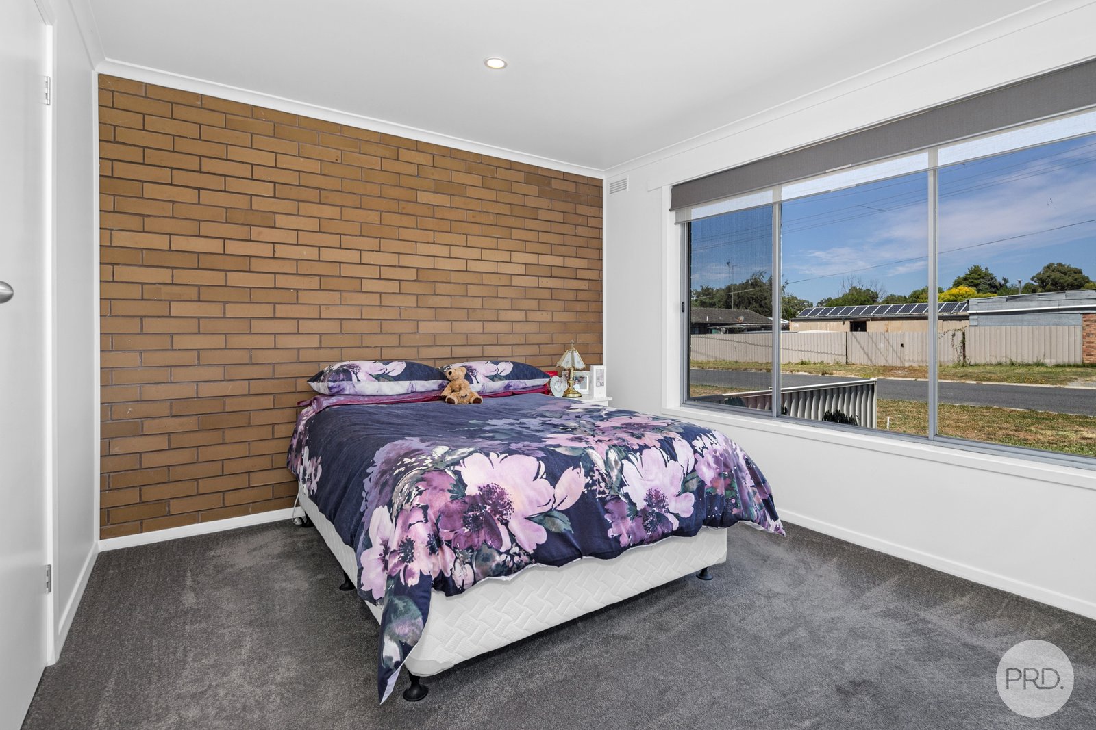 2/749 Geelong Road CANADIAN 5
