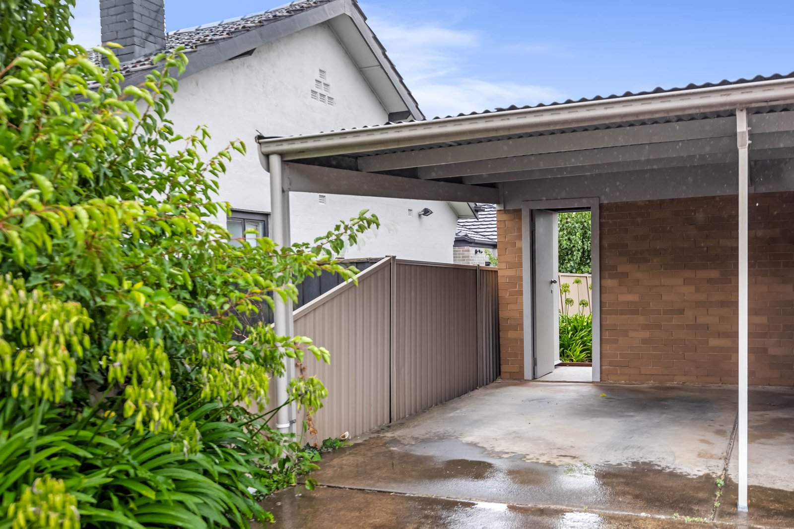 2/749 Geelong Road CANADIAN 23