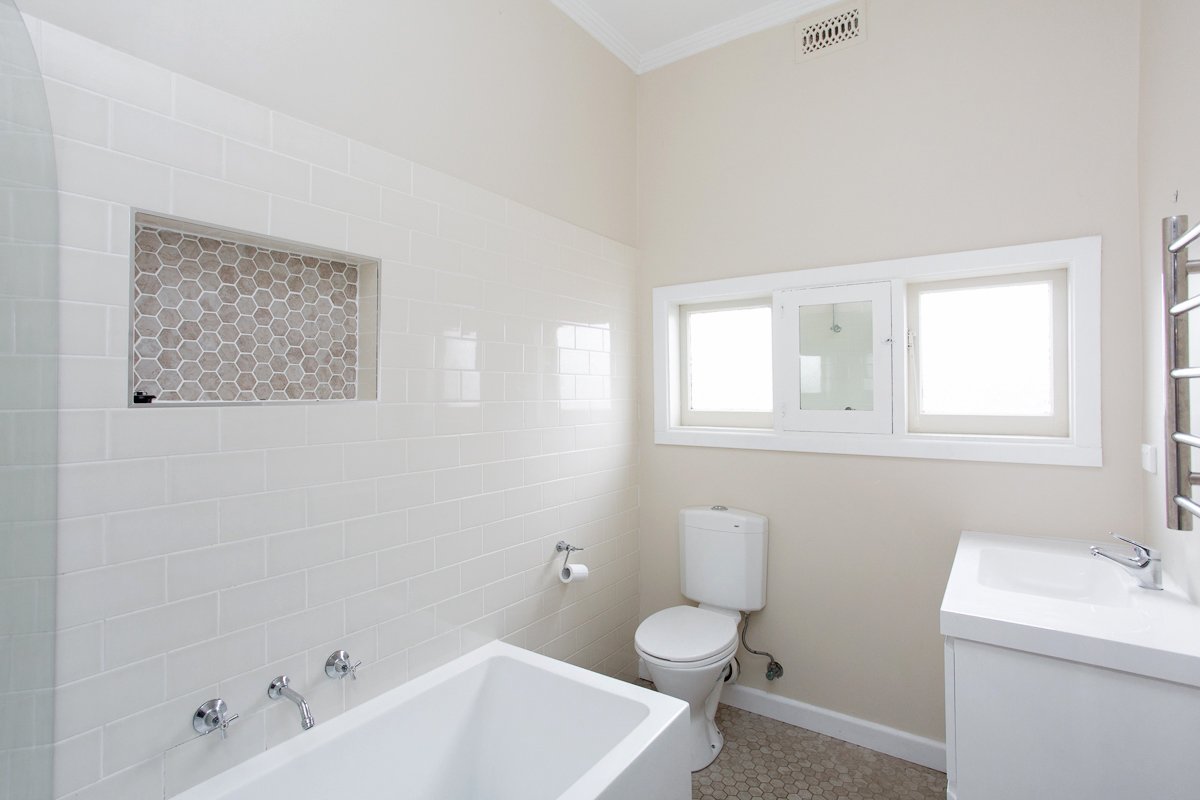 Gallery: 274a Humffray Street