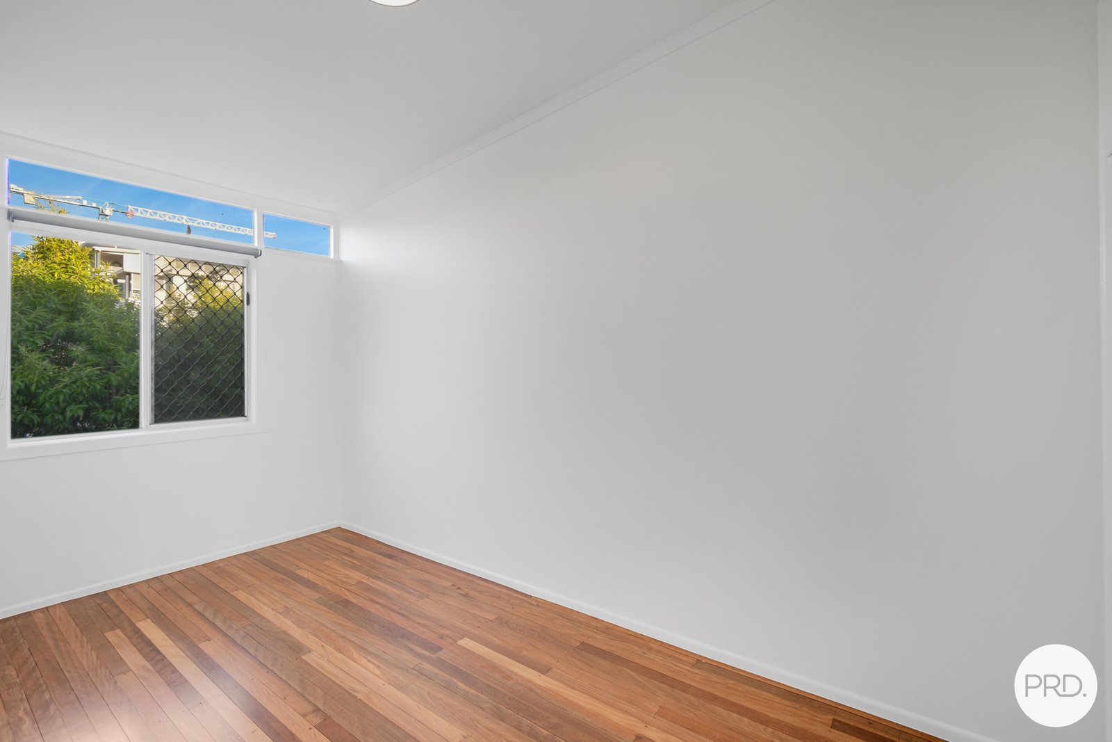 2/74A Pacific Parade BILINGA 5