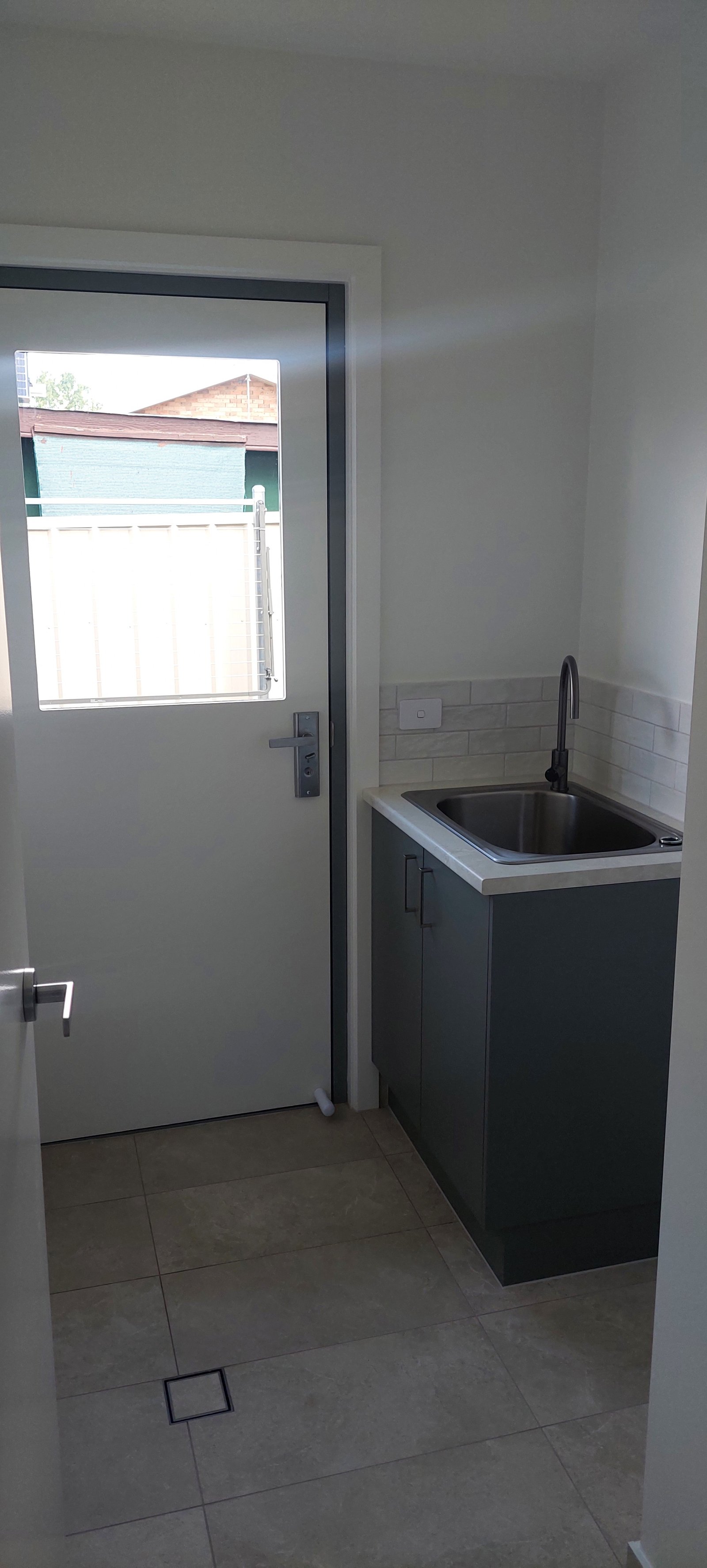 2/75 Fitzroy Steet  TUMUT 5